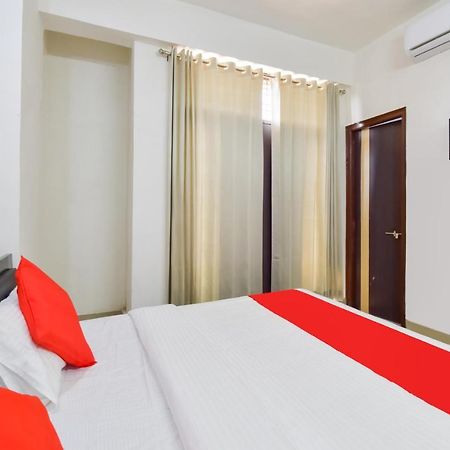Oyo Hotel Grand Sita Blue Udaipur Exterior foto