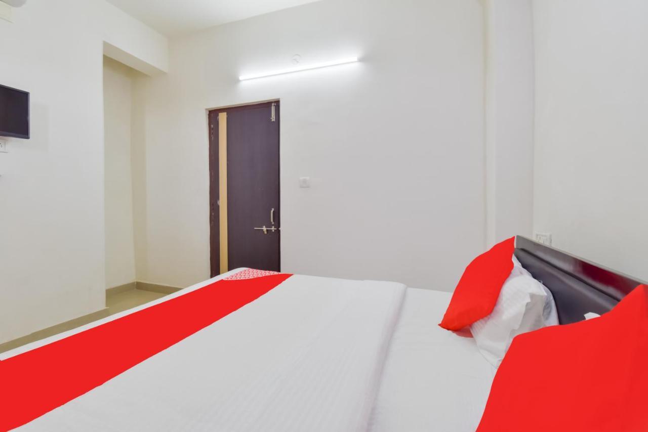 Oyo Hotel Grand Sita Blue Udaipur Exterior foto